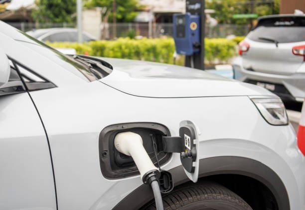 EV Charging Solutions in Singapore for Shopping Malls and Retail Spaces